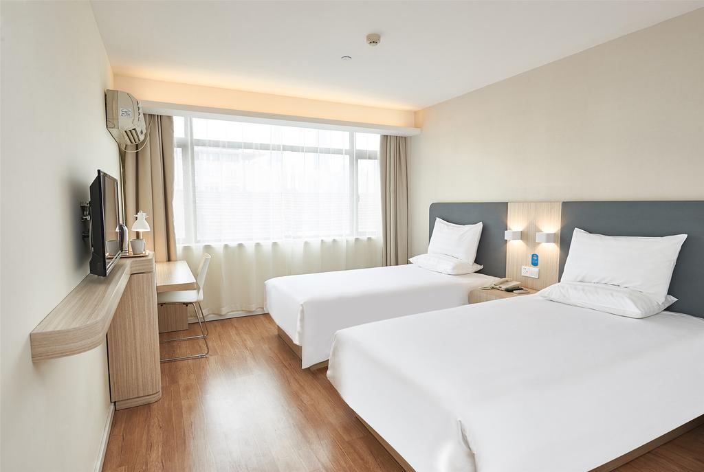Hanting Hotel Shanghai East Nandan Road Hotel 2*