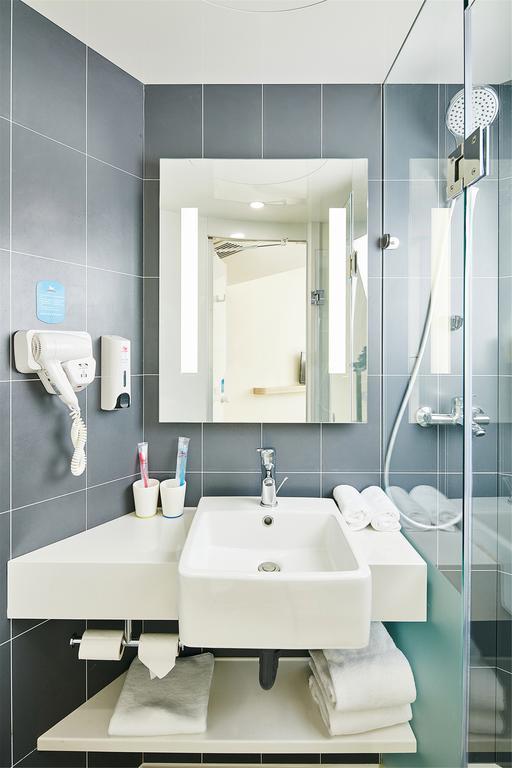 Hanting Hotel Shanghai East Nandan Road 2*